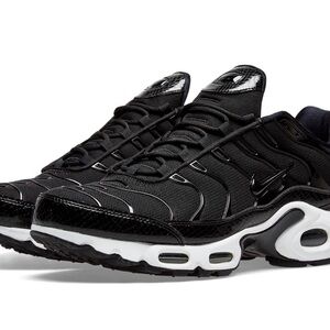 Nike Air Max TN Black and White Snakeskin CT1555-001 Men’s size 8